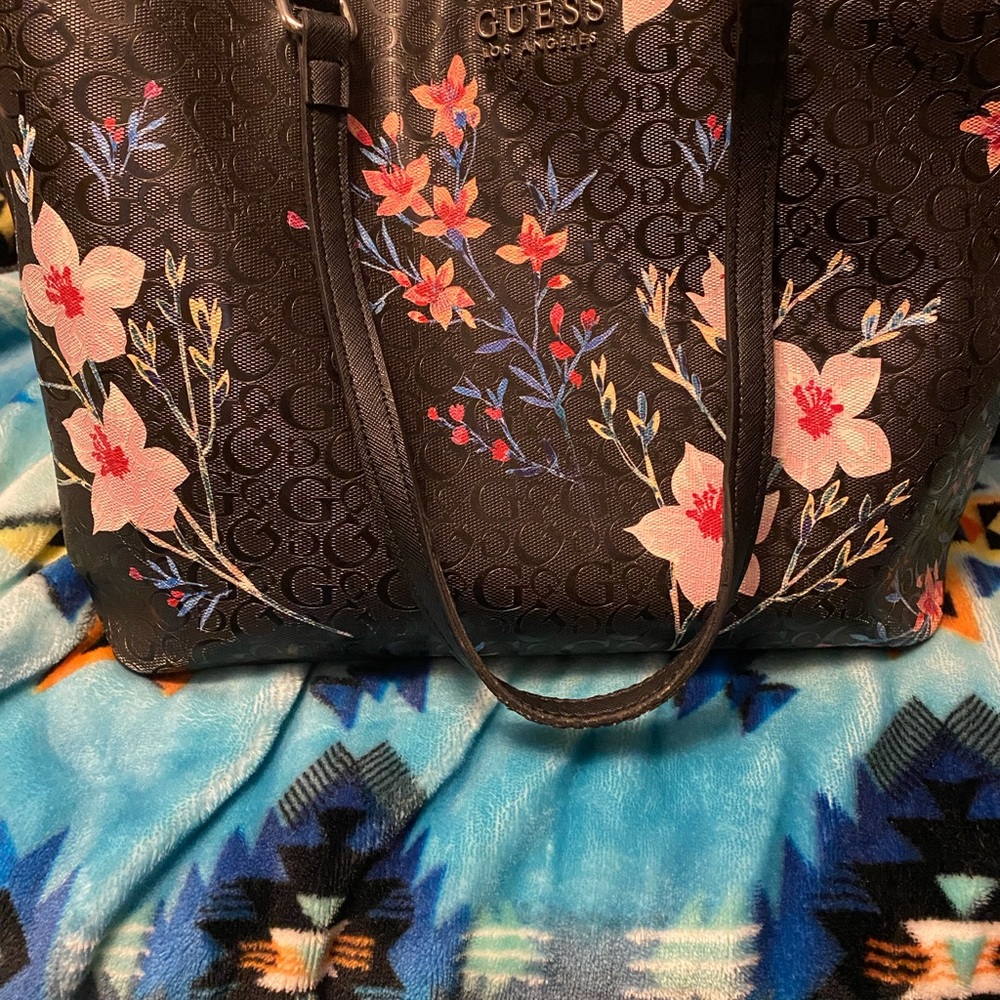 Guess Black and Pink Floral Shoulder Bag
